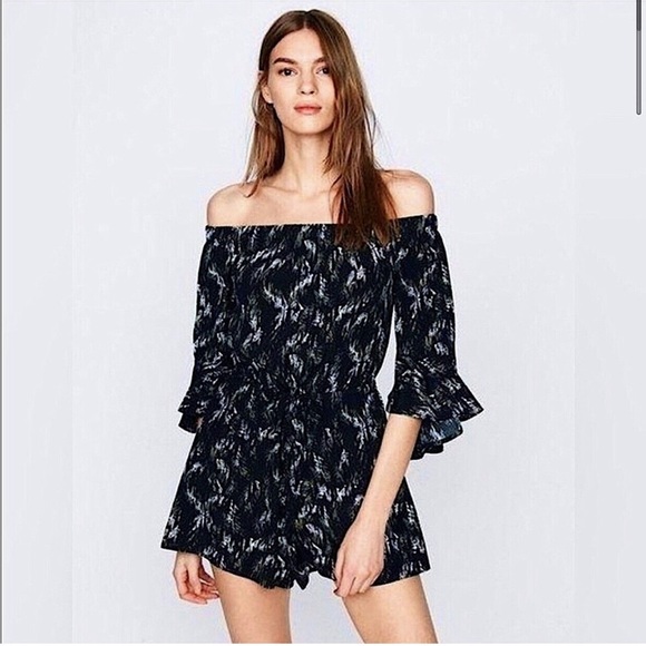 Express Pants - EXPRESS Off The Shoulder Black Green Leaf Tropical Romper. Small.
